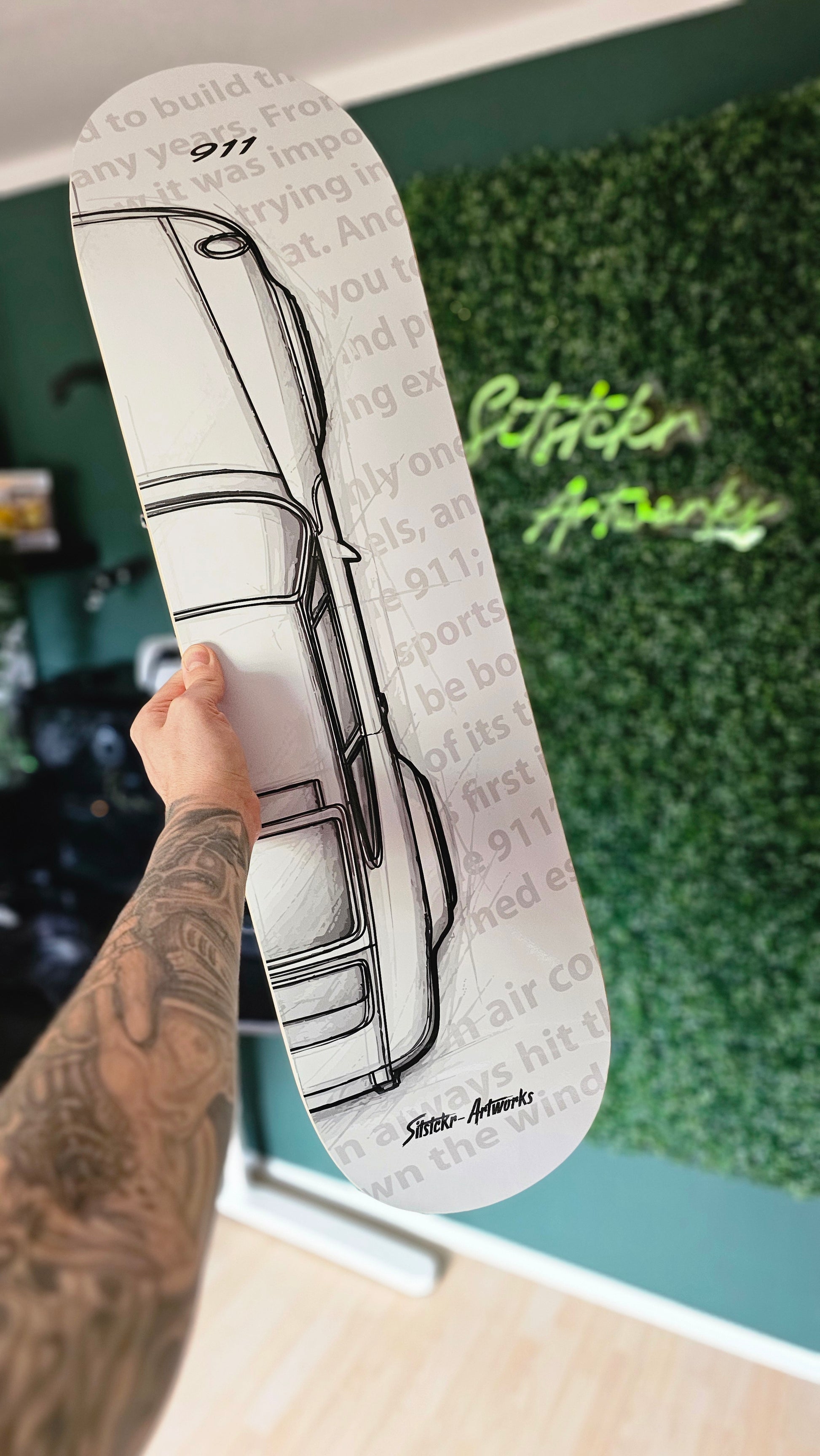 Porsche 911 Turbo Sketch/ Skateboard Deck Street Art Wanddeko